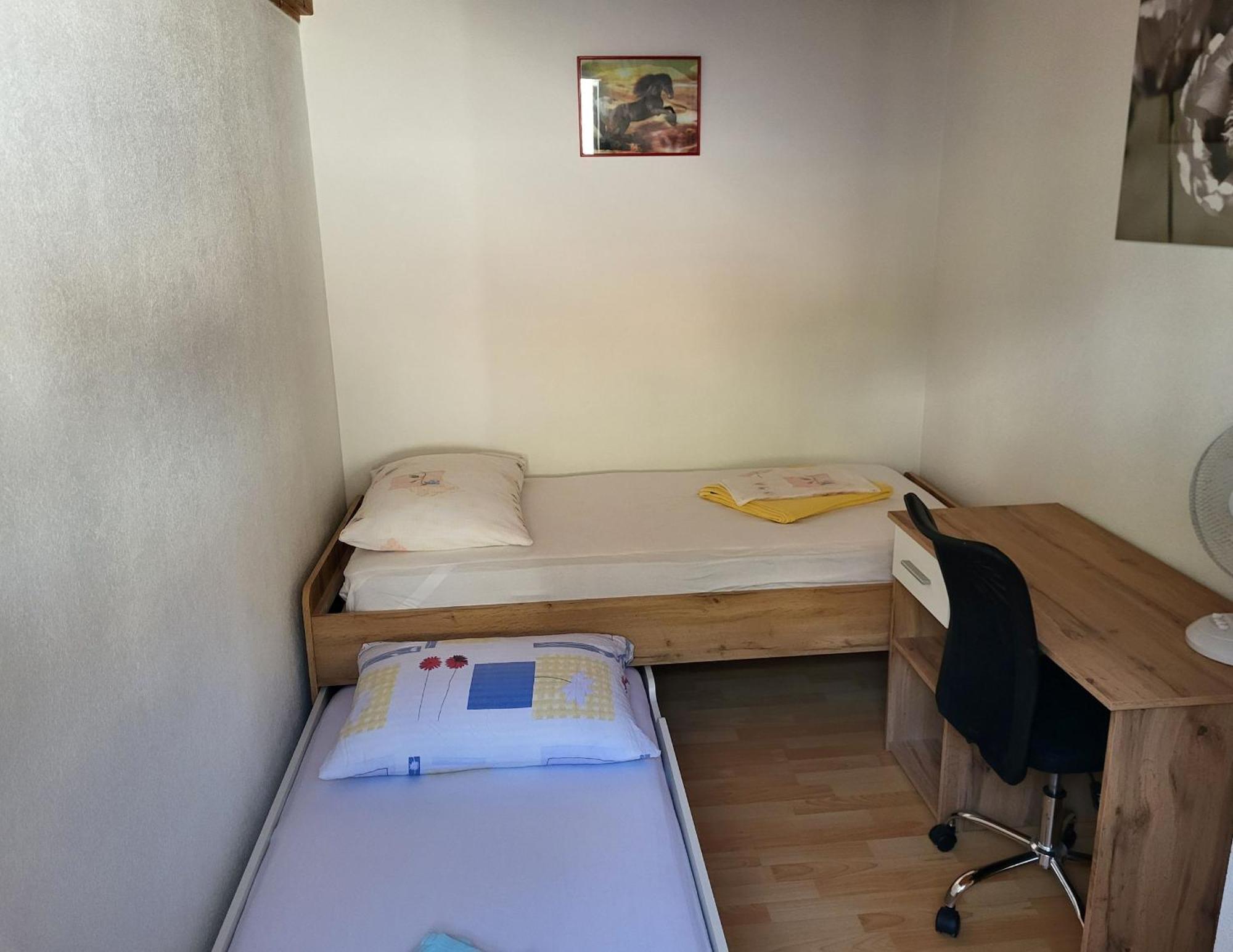 Apartmani Amila-Pisak Ngoại thất bức ảnh