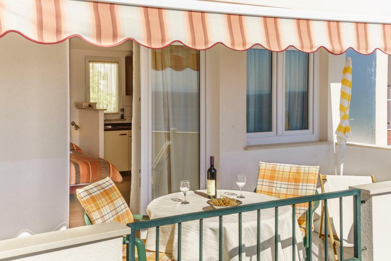 Apartmani Amila-Pisak Ngoại thất bức ảnh